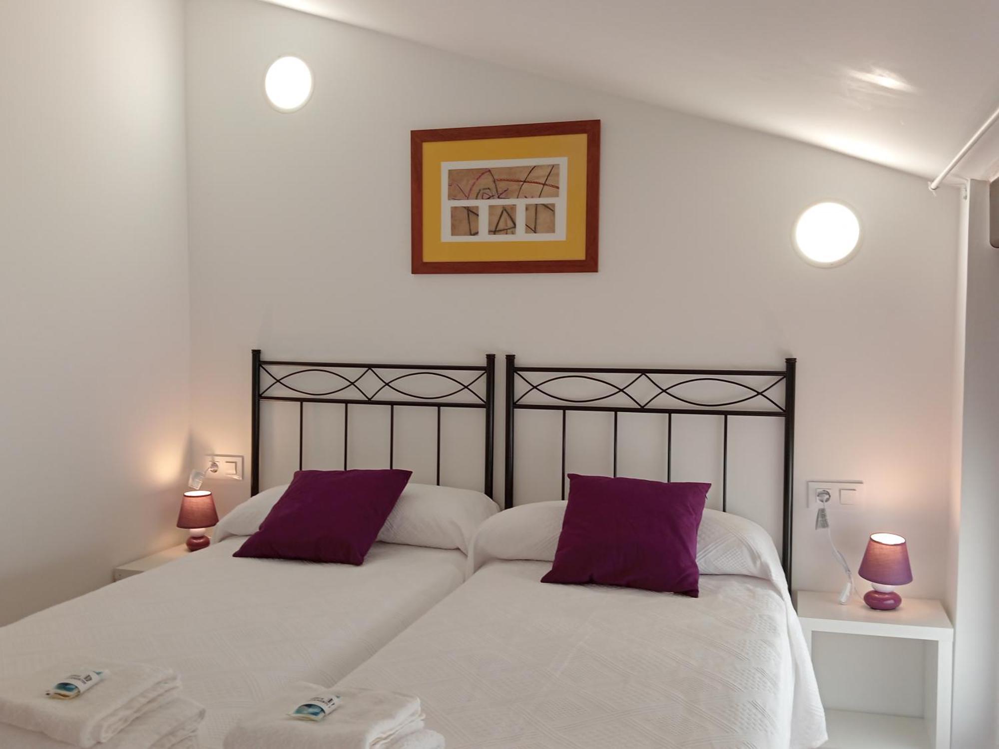 Apartamentos La Piedra En Pleno Centro Historico Con Dos Dormitorios Y Dos Banos Nájera Buitenkant foto