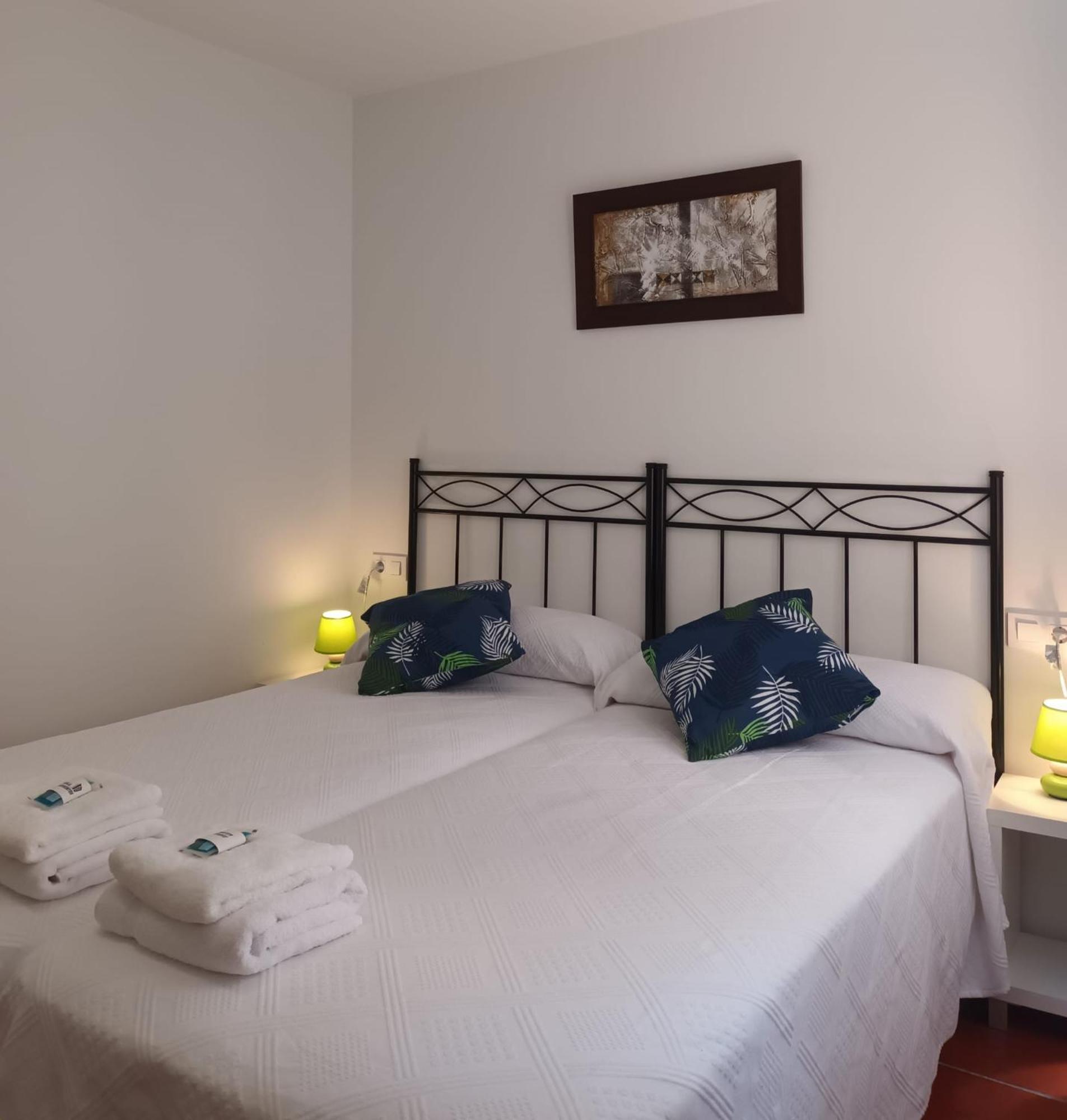 Apartamentos La Piedra En Pleno Centro Historico Con Dos Dormitorios Y Dos Banos Nájera Kamer foto