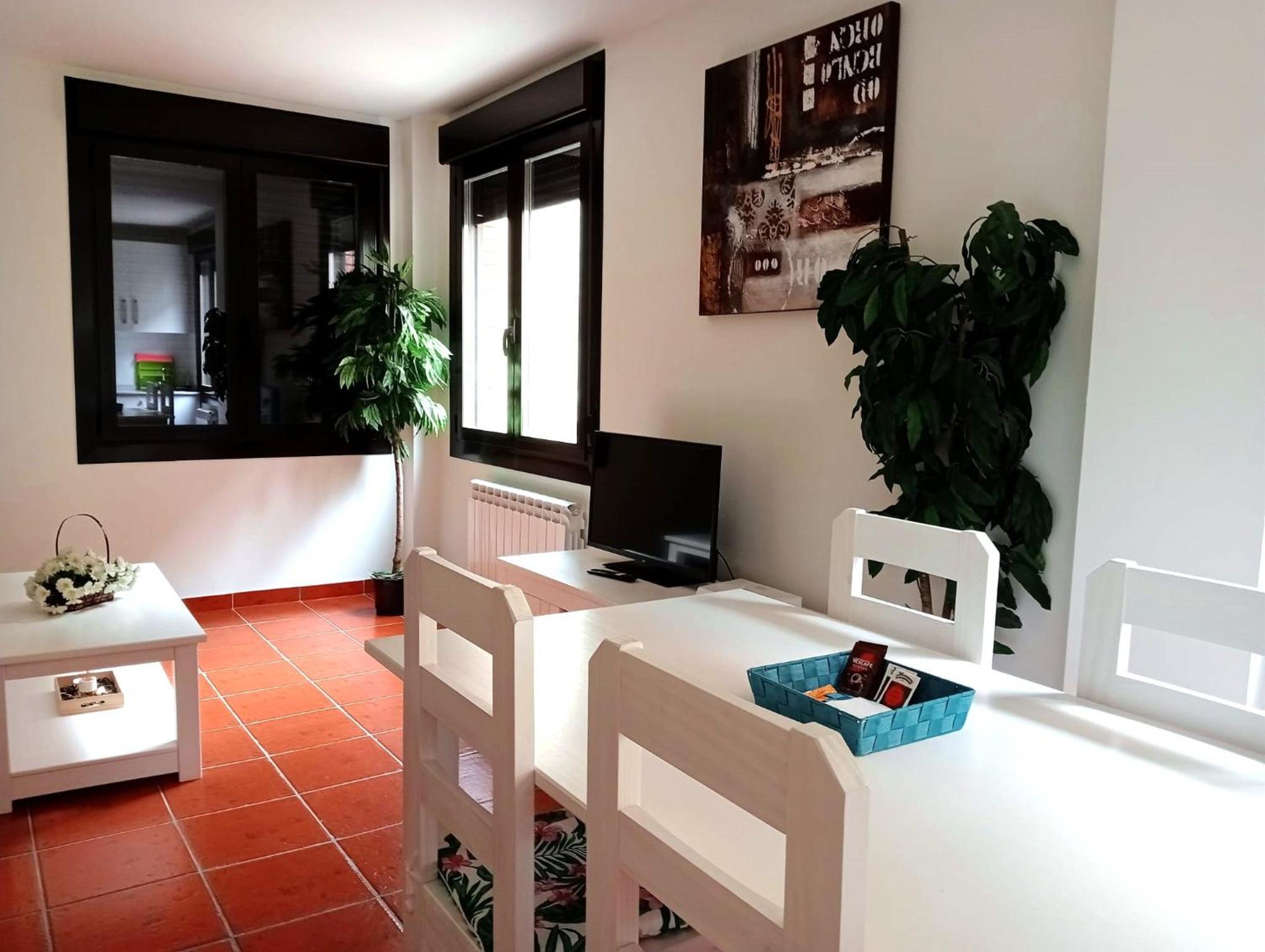 Apartamentos La Piedra En Pleno Centro Historico Con Dos Dormitorios Y Dos Banos Nájera Buitenkant foto
